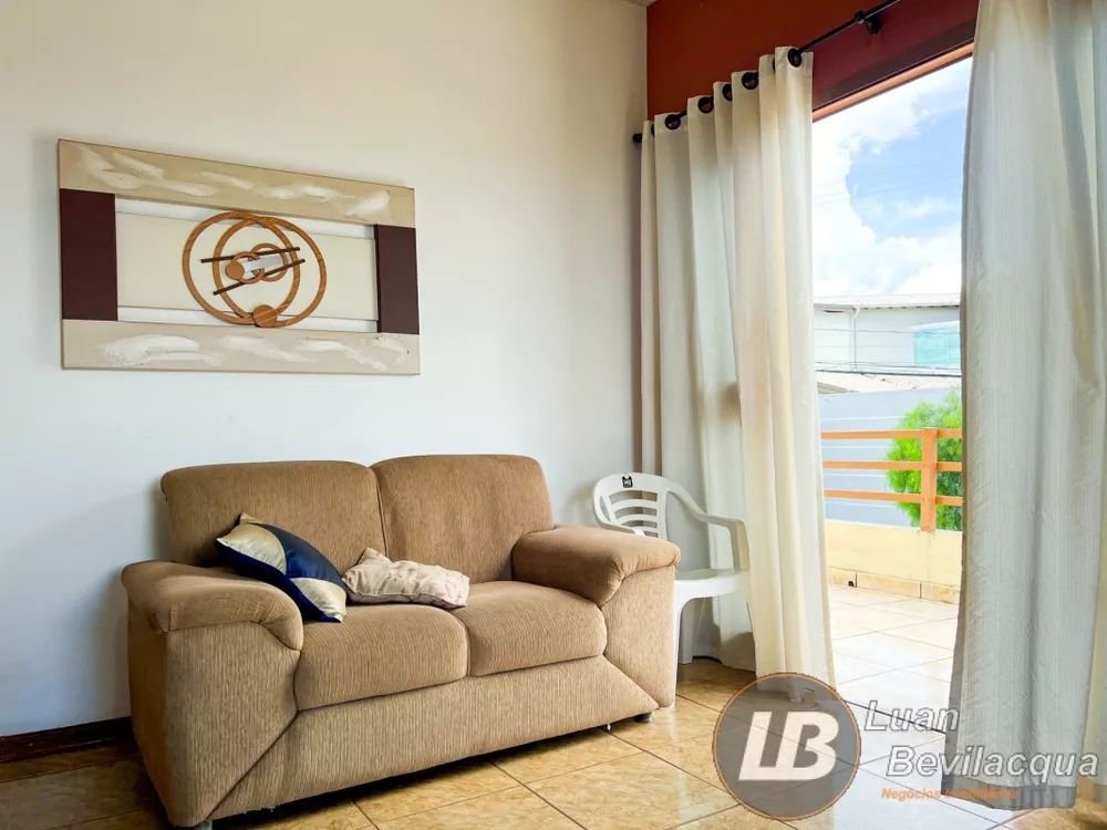 Casa, 4 quartos, 258 m² - Foto 2