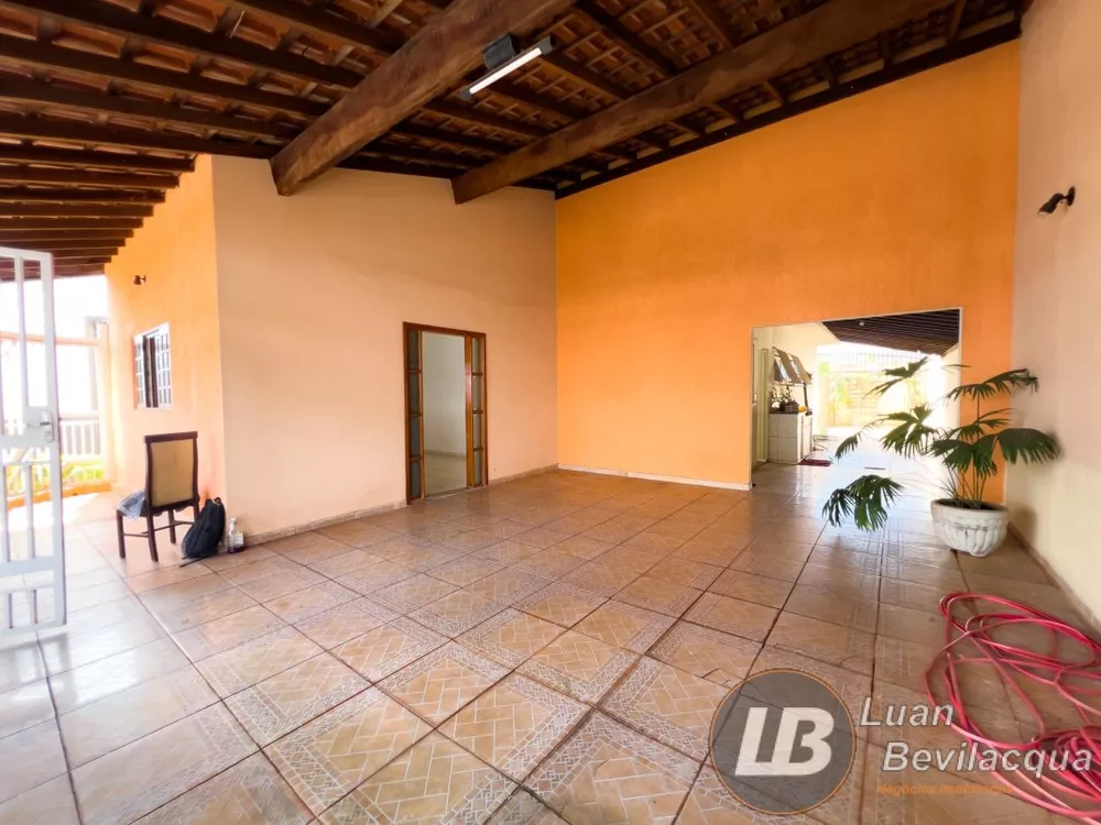 Casa, 3 quartos, 159 m² - Foto 1