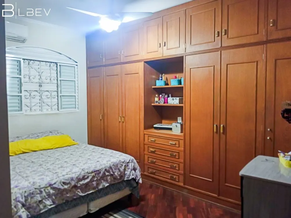 Casa, 4 quartos, 310 m² - Foto 11