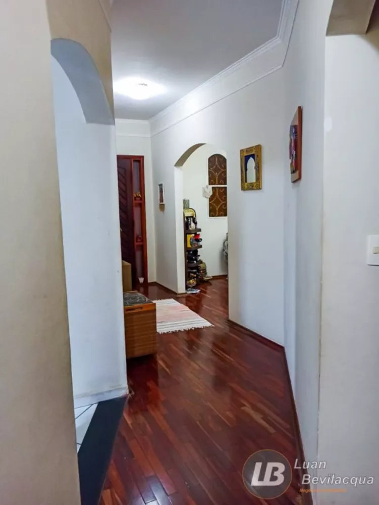 Casa, 4 quartos, 310 m² - Foto 1