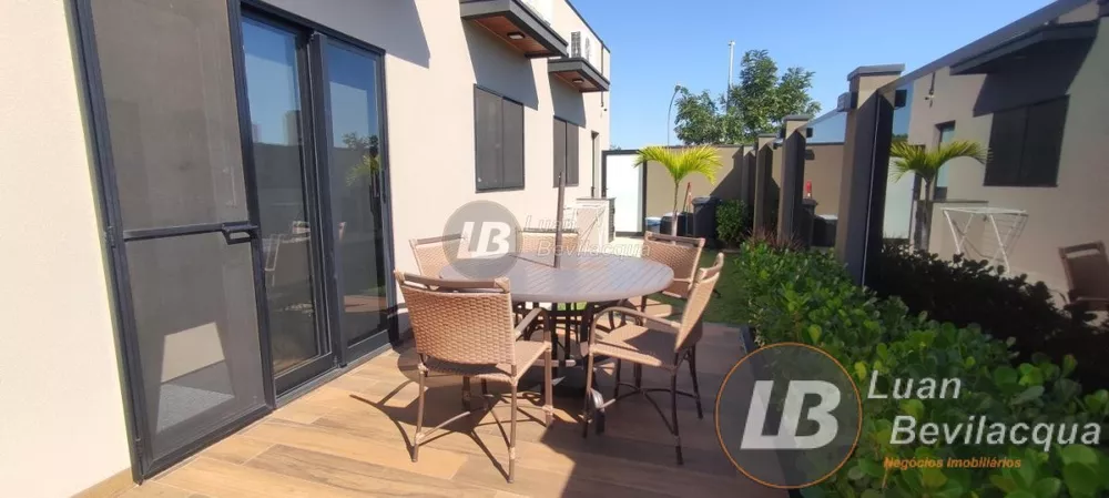 Casa, 3 quartos, 217 m² - Foto 1
