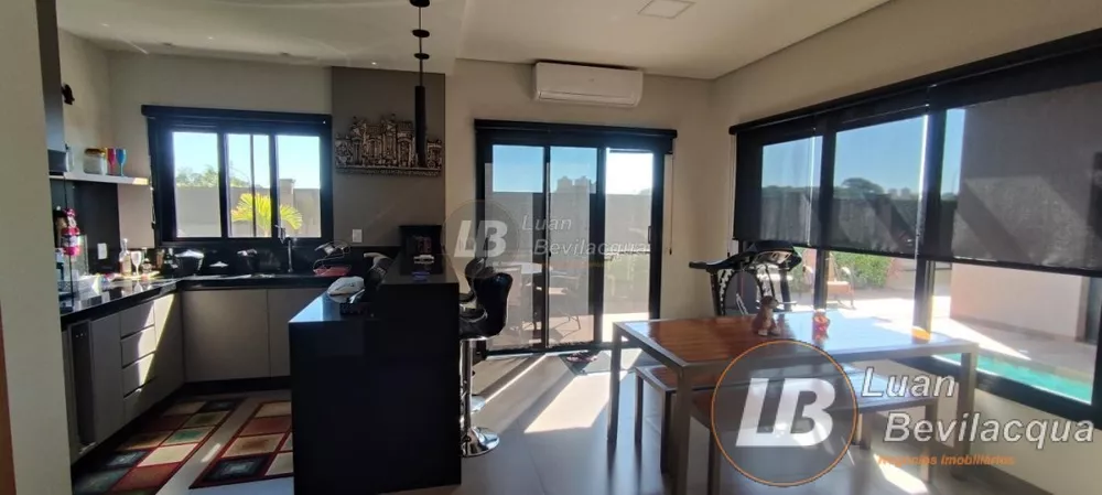 Casa, 3 quartos, 217 m² - Foto 3