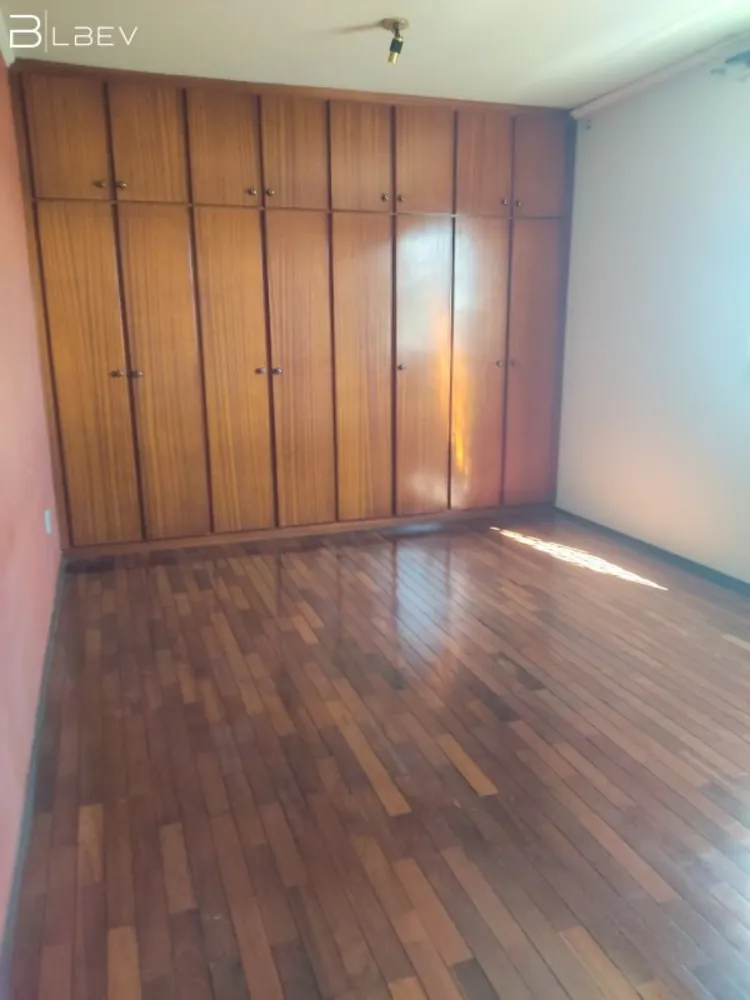 Casa, 4 quartos, 232 m² - Foto 8