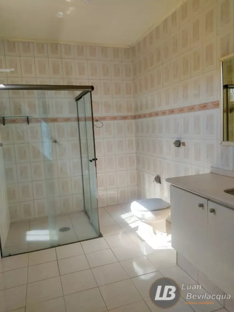 Casa, 4 quartos, 232 m² - Foto 1