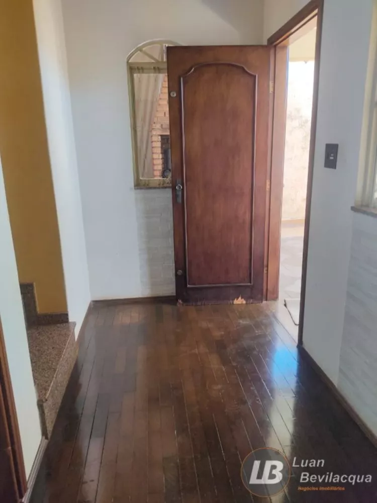Casa, 4 quartos, 232 m² - Foto 3
