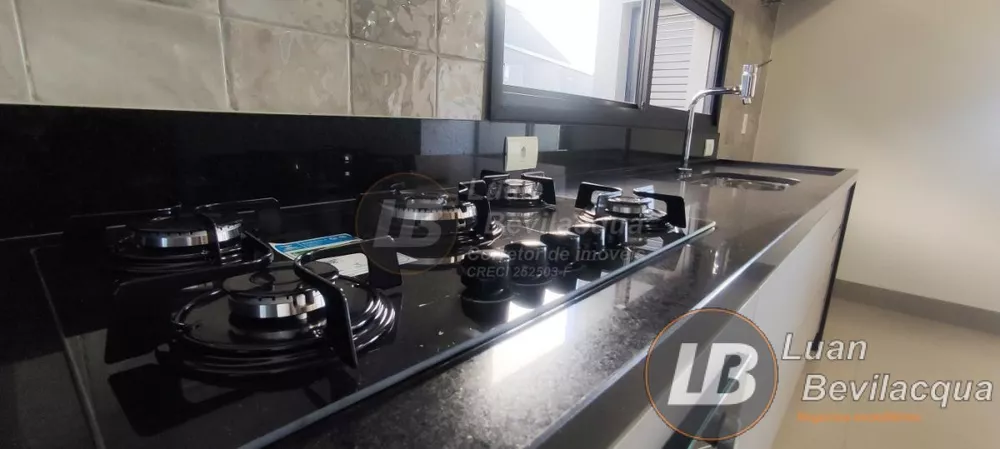 Casa, 3 quartos, 237 m² - Foto 2