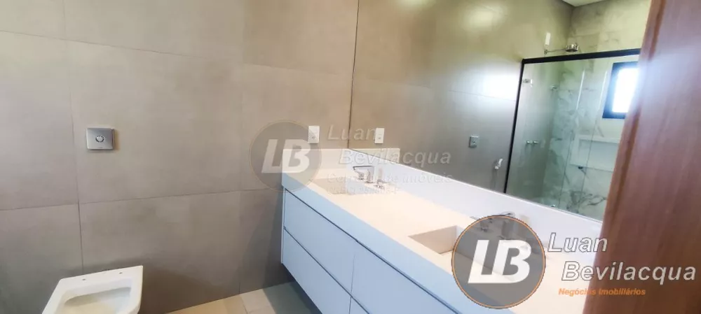 Casa, 3 quartos, 237 m² - Foto 1