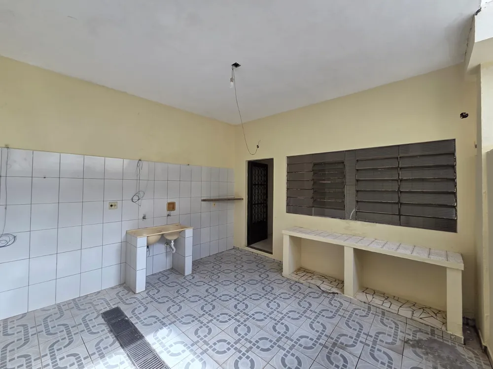 Casa, 6 quartos, 260 m² - Foto 13