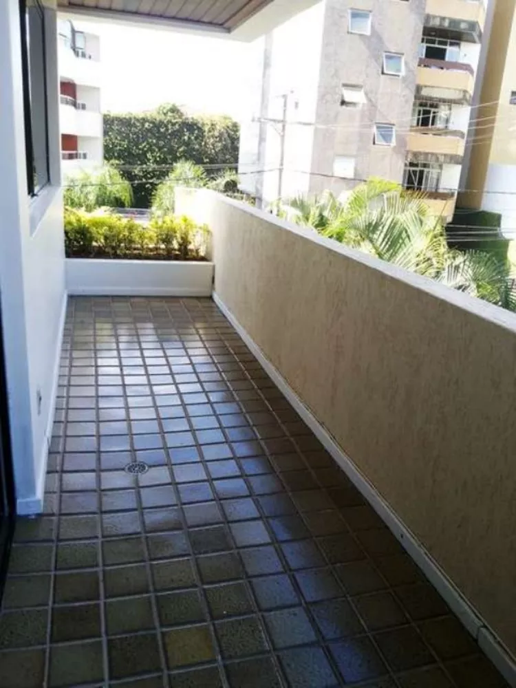 Apartamento à venda com 4 quartos, 267m² - Foto 8