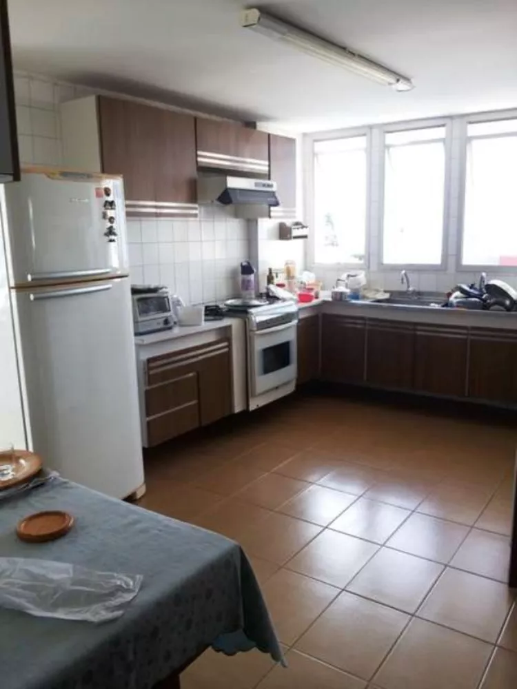 Apartamento à venda com 4 quartos, 267m² - Foto 12