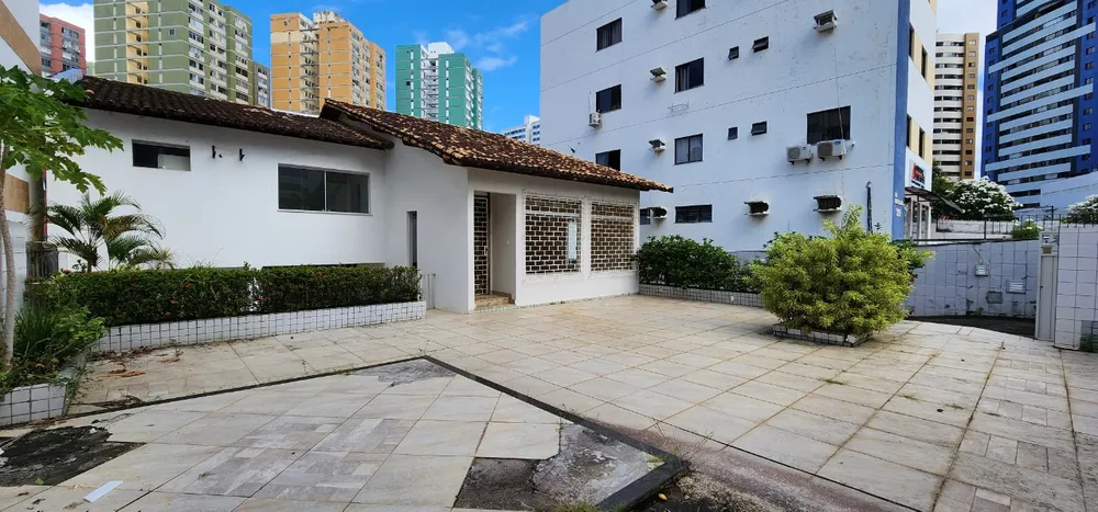 Prédio Inteiro para alugar com 5 quartos, 421m² - Foto 2