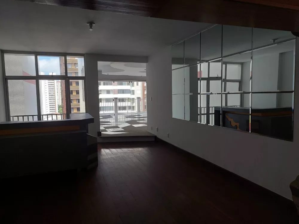 Apartamento à venda com 4 quartos, 265m² - Foto 6