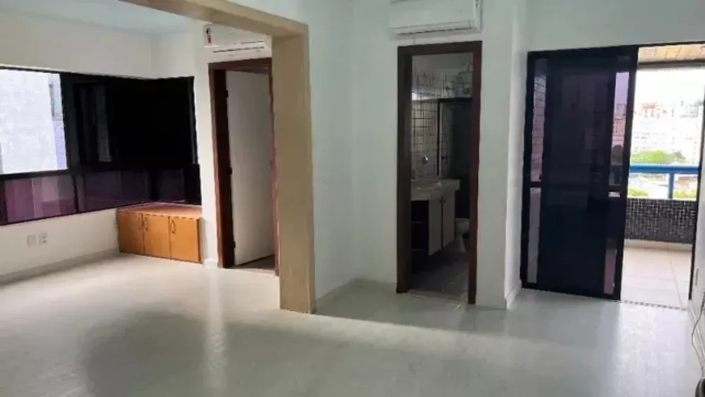 Apartamento à venda com 4 quartos, 189m² - Foto 2