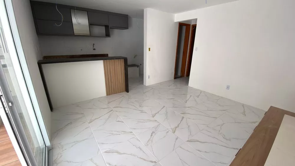 Casa de Condomínio à venda com 2 quartos, 65m² - Foto 2