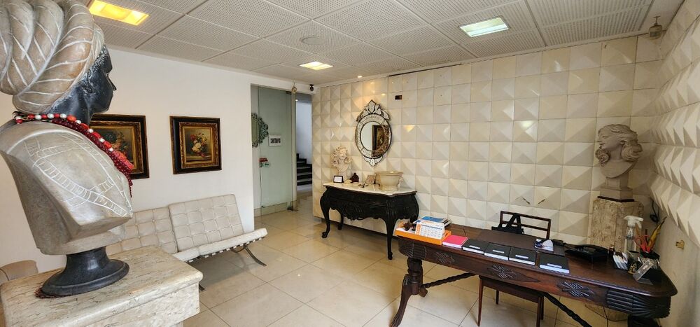 Prédio Inteiro para alugar, 693m² - Foto 1