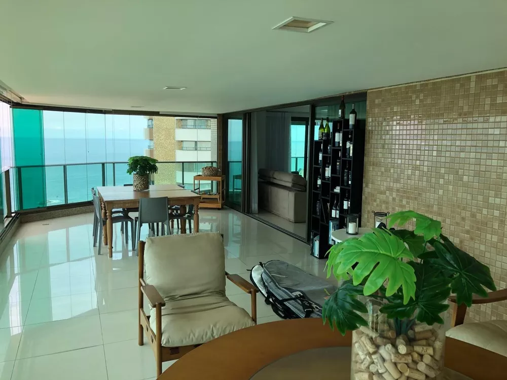 Apartamento para alugar com 4 quartos, 232m² - Foto 4