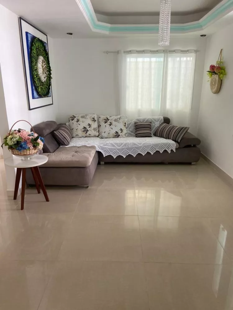 Casa à venda com 5 quartos, 230m² - Foto 4