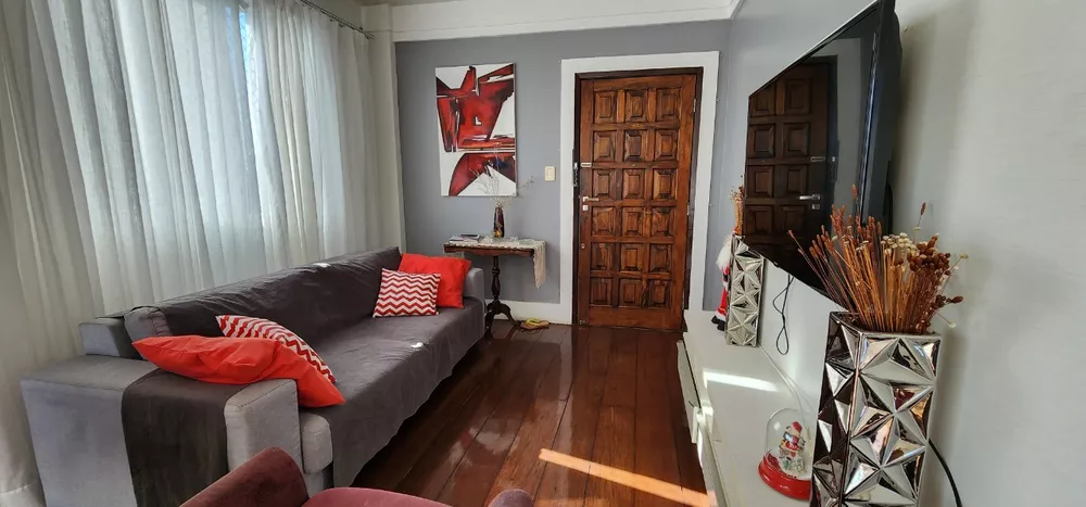 Apartamento à venda com 3 quartos, 140m² - Foto 2