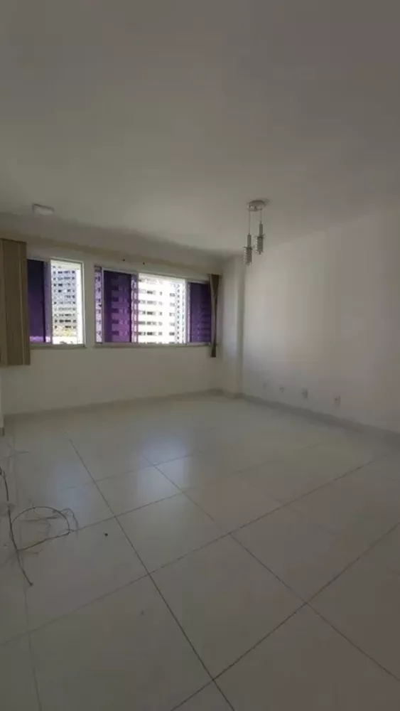 Apartamento para alugar com 3 quartos, 75m² - Foto 2