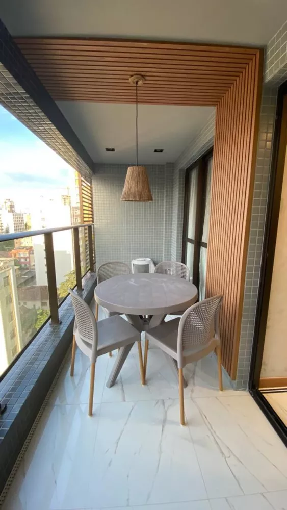 Apartamento à venda com 1 quarto, 32m² - Foto 1