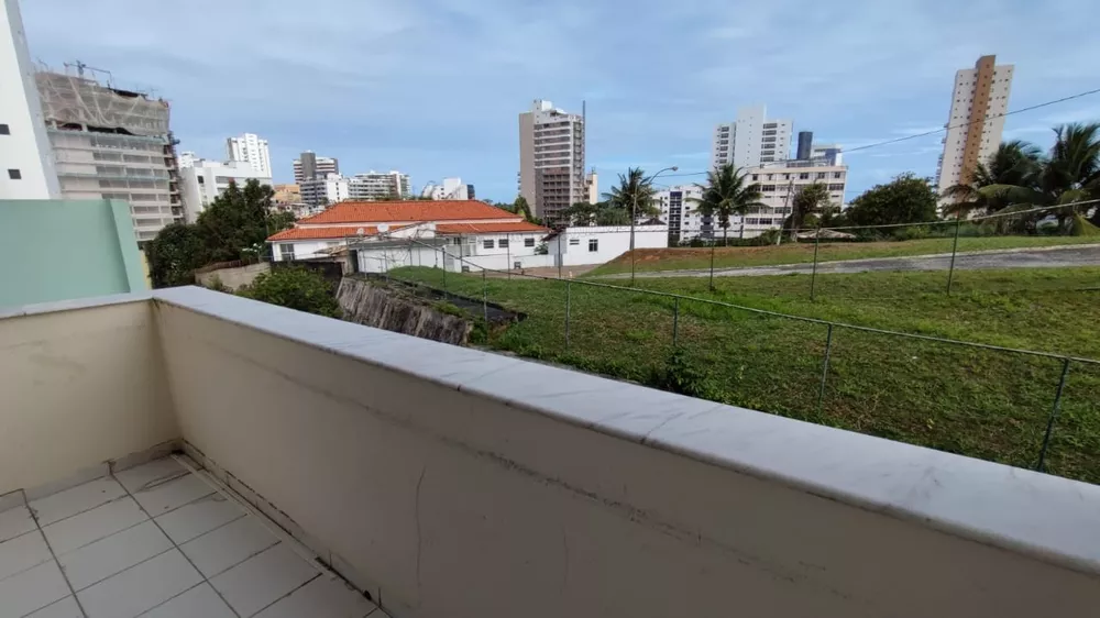 Apartamento à venda com 2 quartos, 100m² - Foto 1