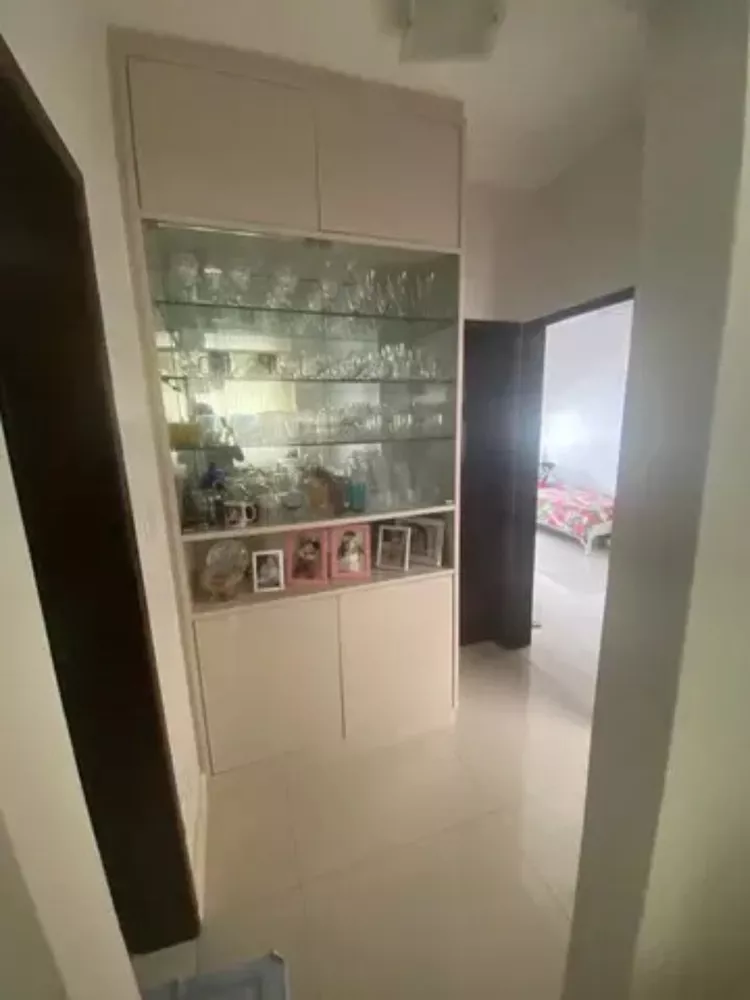 Apartamento à venda com 2 quartos, 90m² - Foto 3