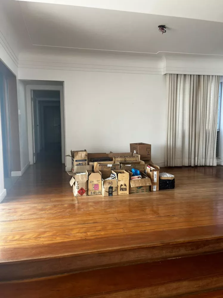 Apartamento à venda com 4 quartos, 216m² - Foto 3