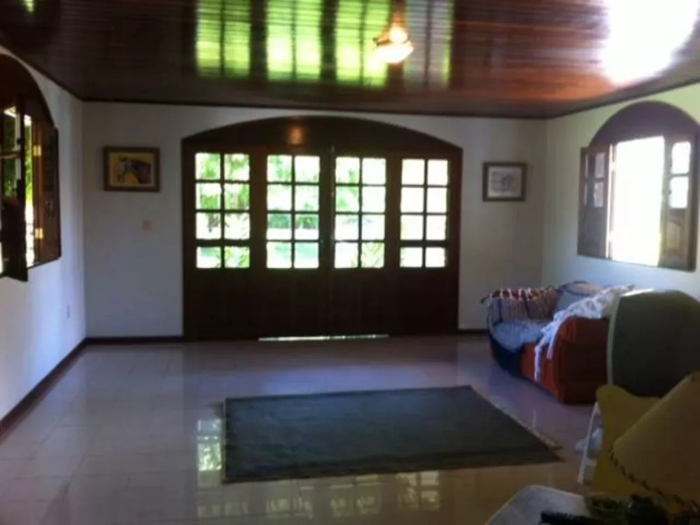 Casa de Condomínio à venda com 5 quartos, 600m² - Foto 2