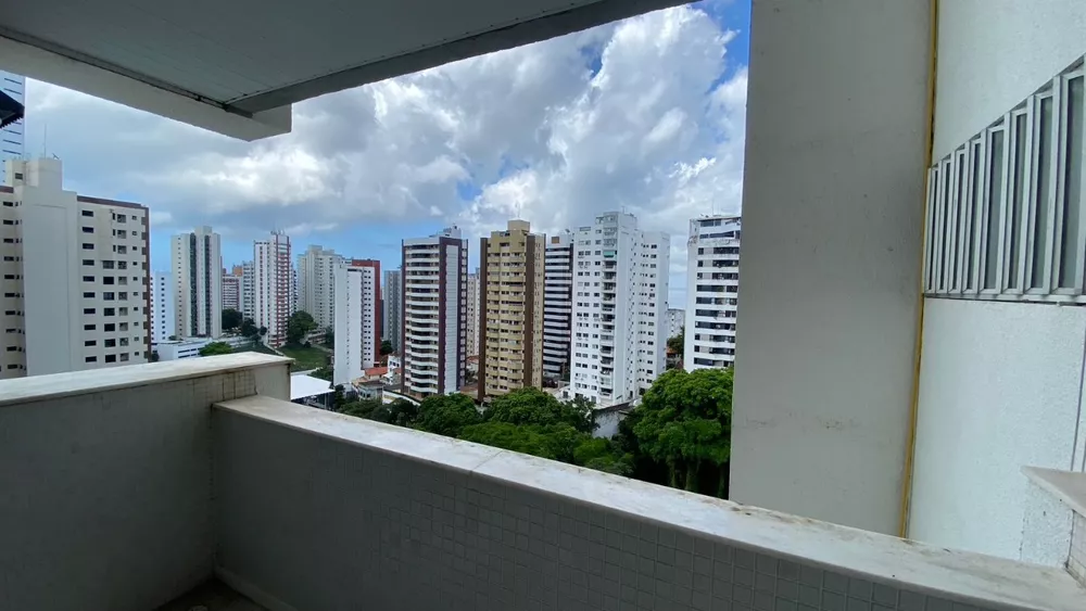 Apartamento à venda com 4 quartos, 260m² - Foto 1