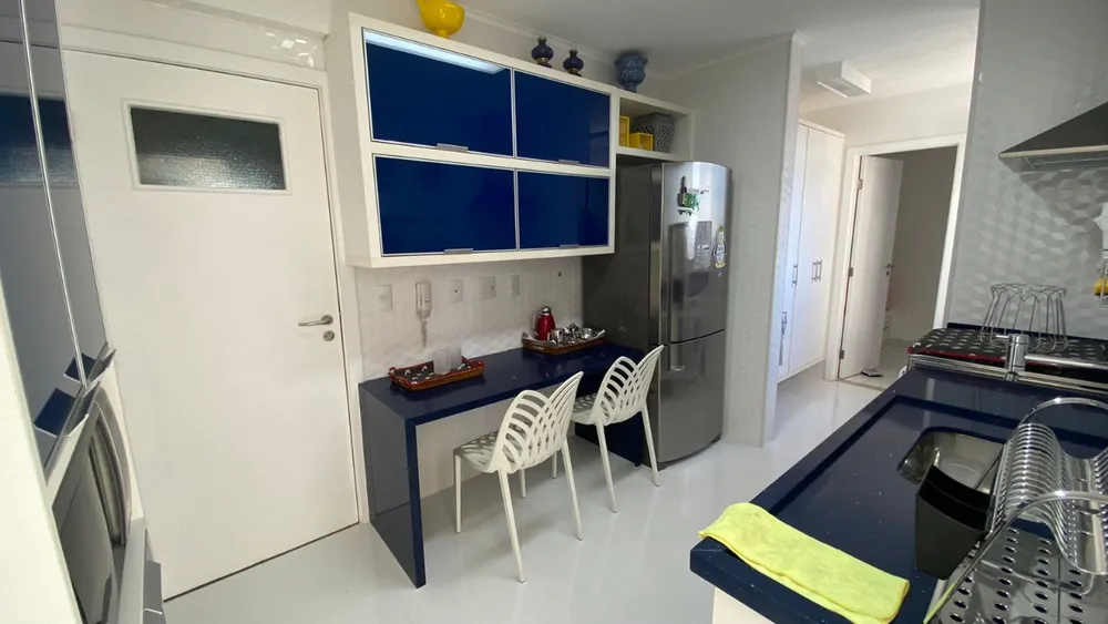 Apartamento, 3 quartos, 156 m² - Foto 1