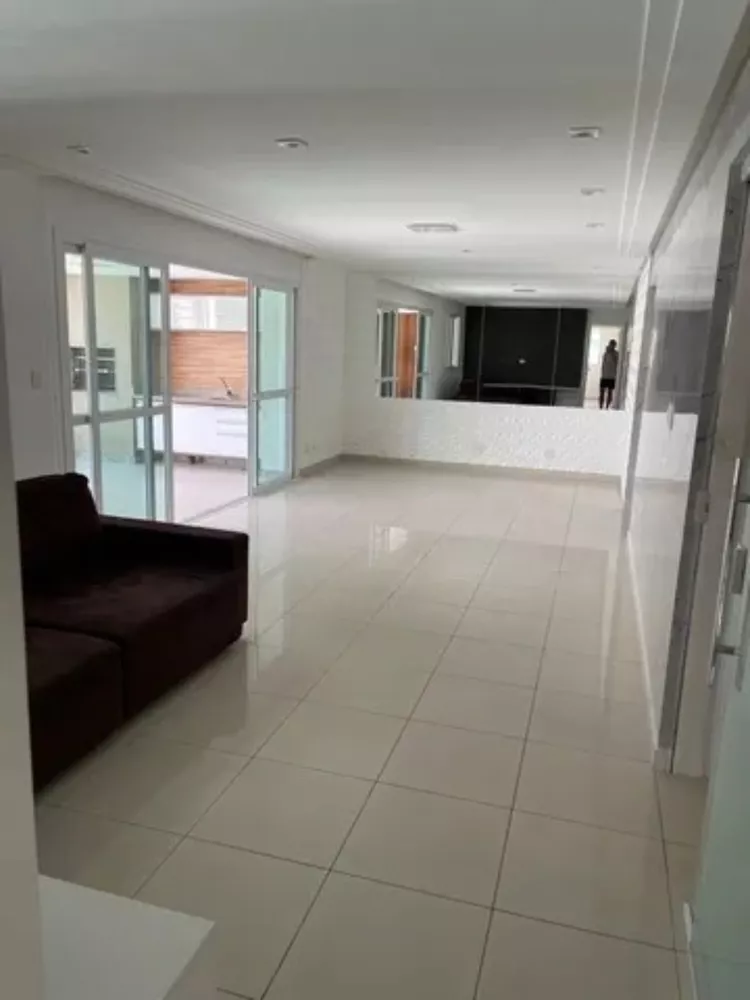 Apartamento à venda com 3 quartos, 143m² - Foto 1