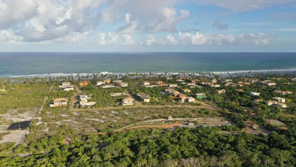 Casa de Condomínio à venda com 4 quartos, 326m² - Foto 3