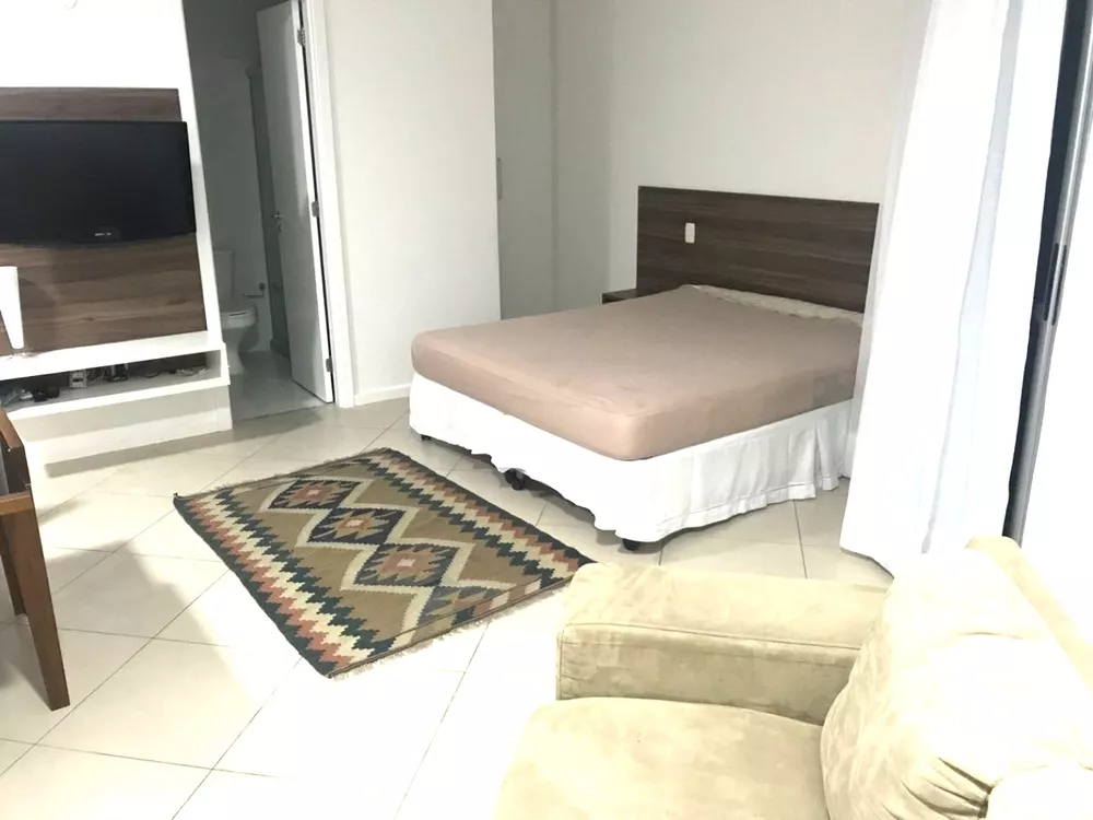 Apartamento à venda com 1 quarto, 44m² - Foto 1