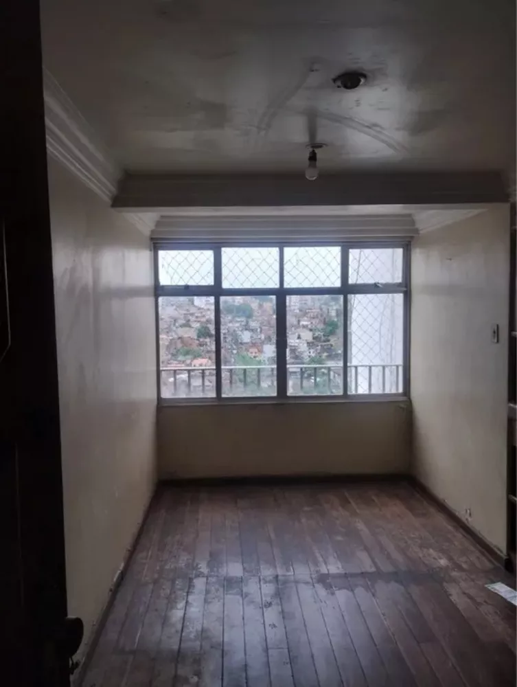 Apartamento à venda com 3 quartos, 70m² - Foto 1