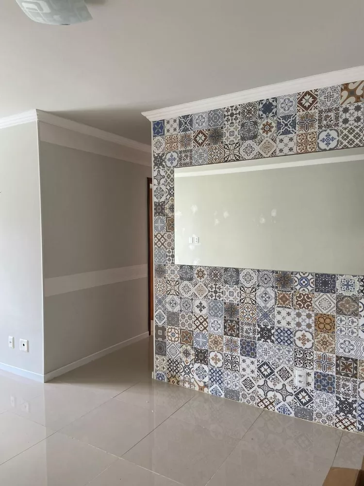 Apartamento à venda com 3 quartos, 90m² - Foto 1