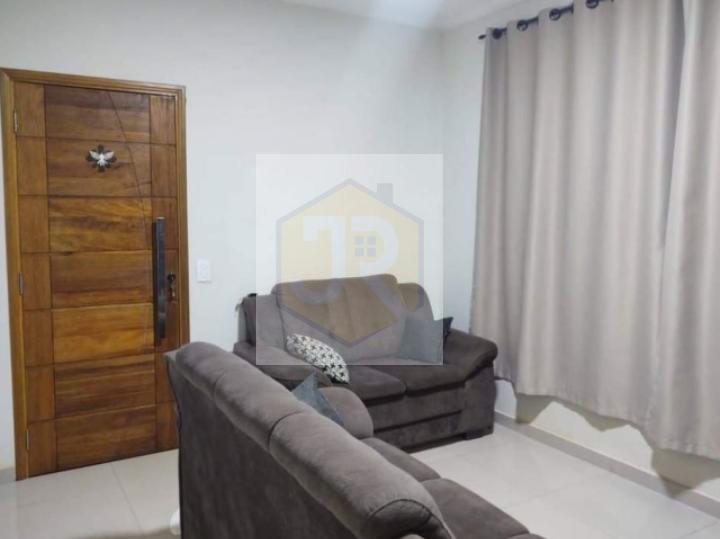 Casa à venda com 1 quarto, 200m² - Foto 1