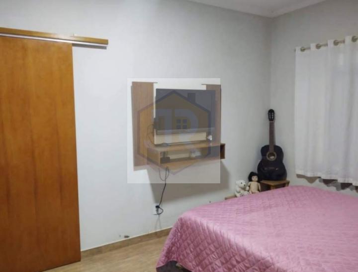 Casa à venda com 1 quarto, 200m² - Foto 11