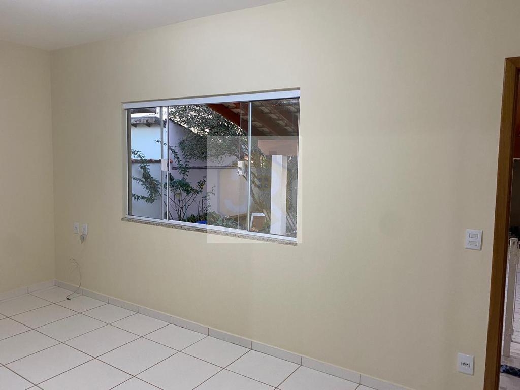 Casa à venda com 1 quarto, 350m² - Foto 3