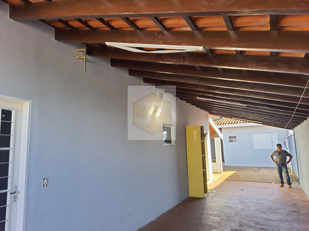 Casa à venda com 3 quartos, 150m² - Foto 3