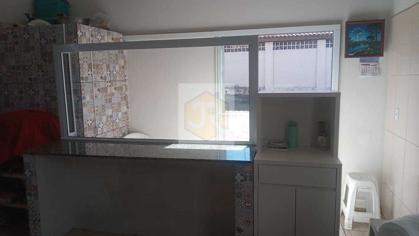 Casa à venda com 2 quartos, 110m² - Foto 4