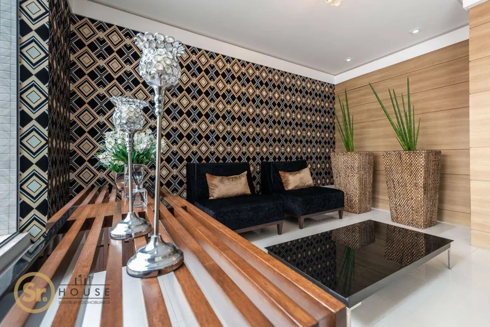 Cobertura, 3 quartos, 253 m² - Foto 2