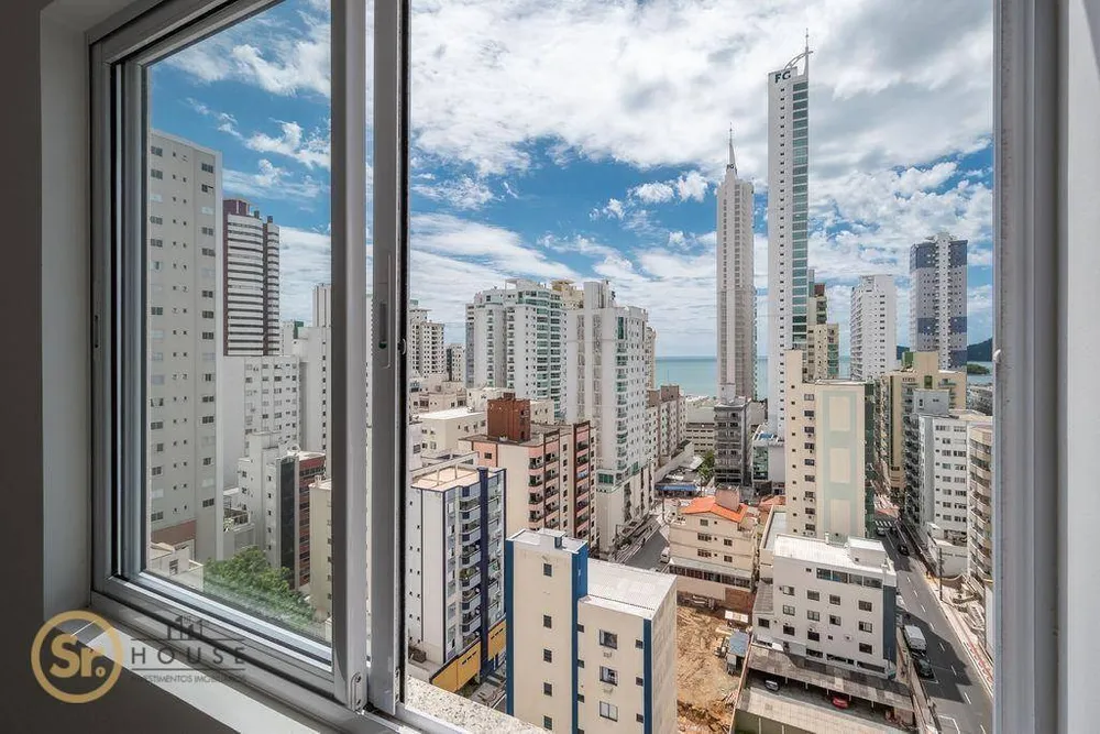 Cobertura, 3 quartos, 240 m² - Foto 4