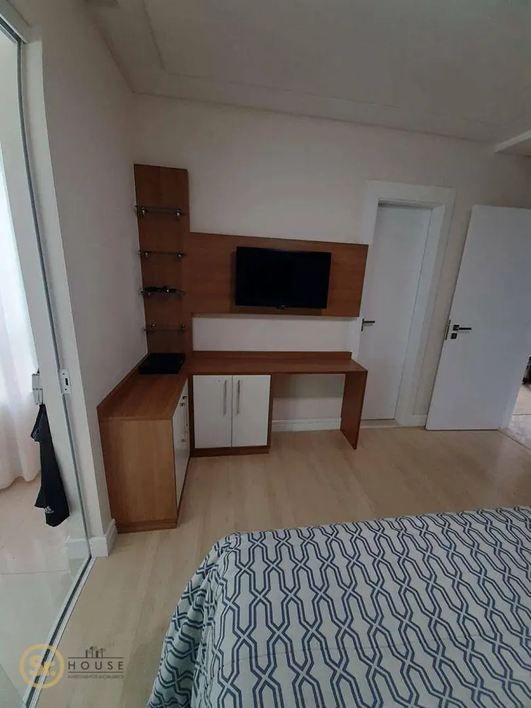 Apartamento, 3 quartos, 122 m² - Foto 2