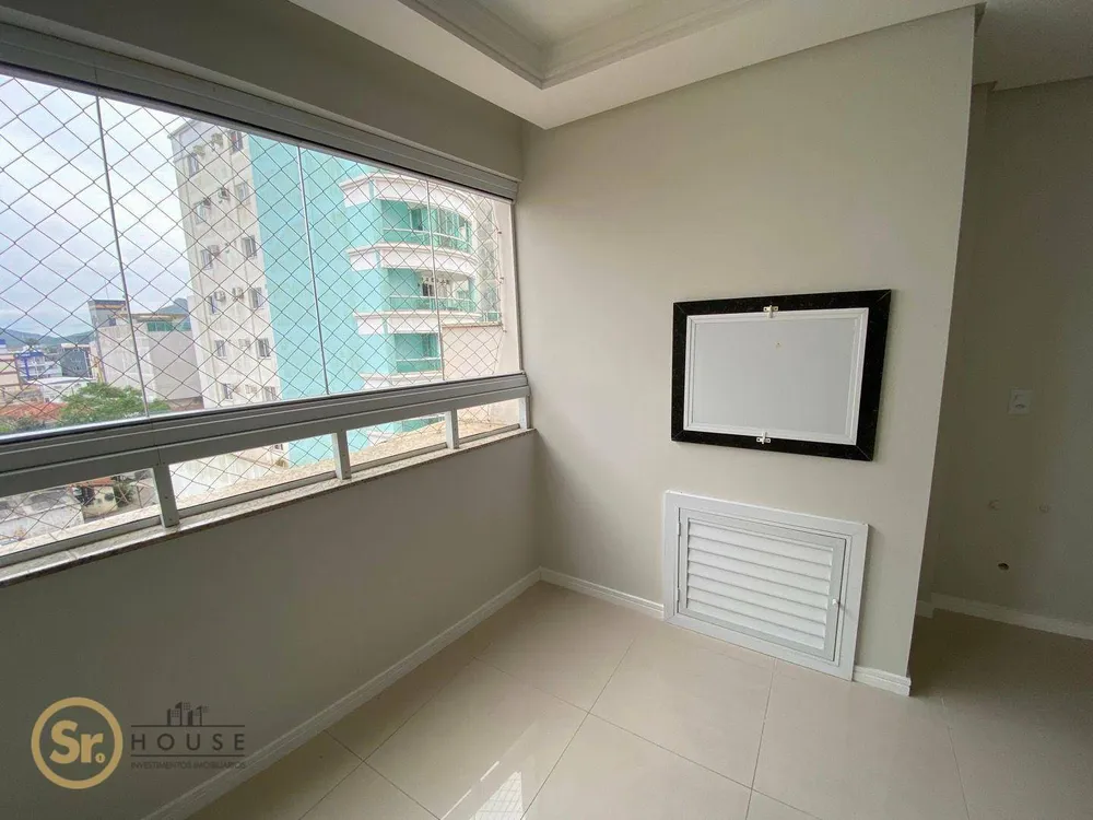 Apartamento, 3 quartos, 160 m² - Foto 2