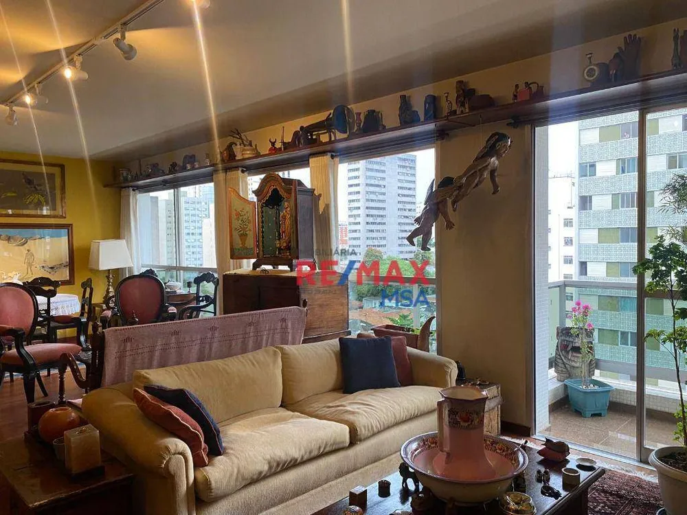 Apartamento, 3 quartos, 158 m² - Foto 1