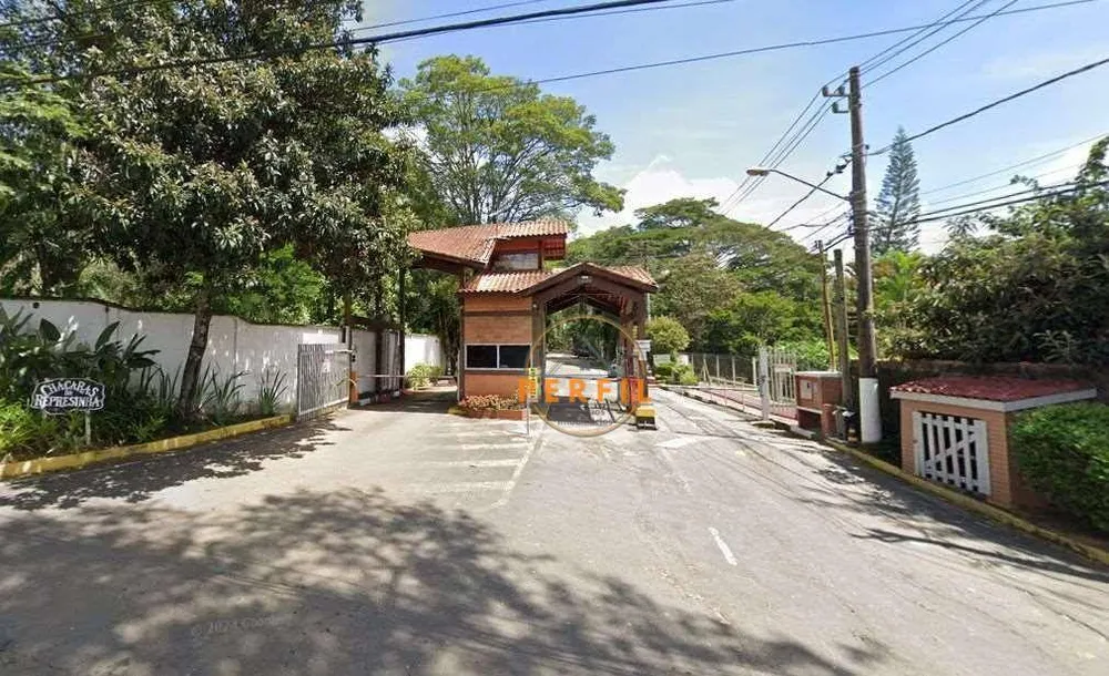 Loteamento e Condomínio, 1871 m² - Foto 1