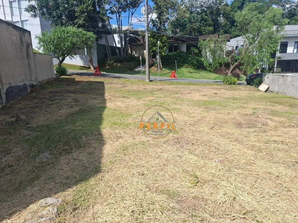 Loteamento e Condomínio, 582 m² - Foto 1