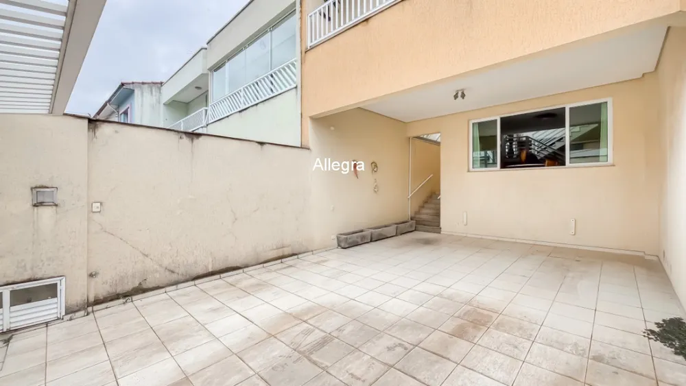 Casa, 4 quartos, 230 m² - Foto 2