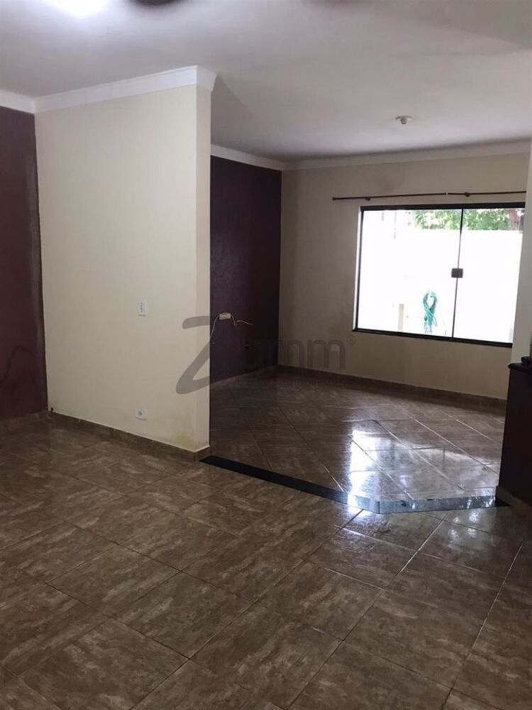 Sobrado à venda com 4 quartos, 250M2 - Foto 2