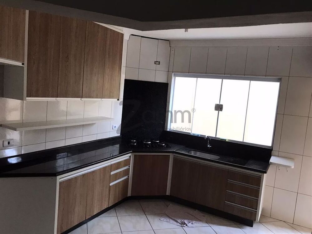 Sobrado à venda com 4 quartos, 250M2 - Foto 1